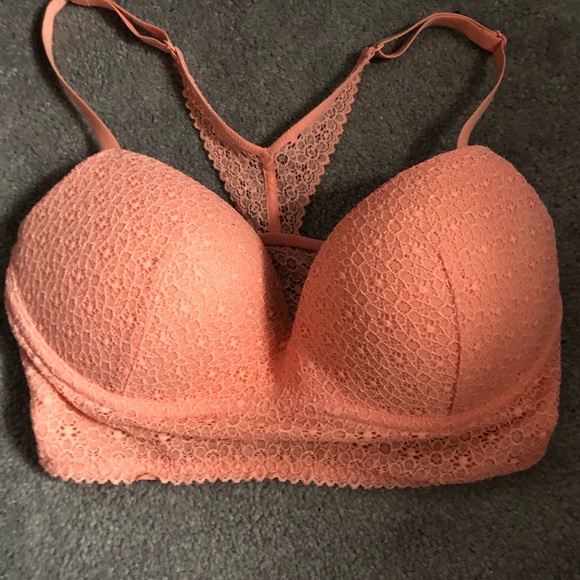 comfortable push up sport bra/ crop top - Picture 1 of 3